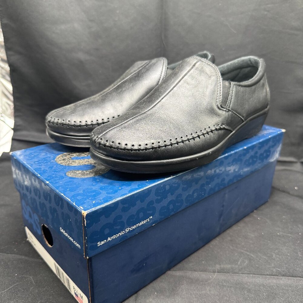 Vintage SAS Dream Black Leather Comfort Loafer Size 8.5 with Box